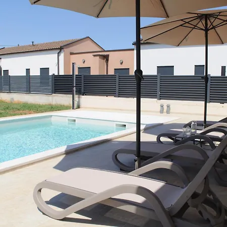 Villa Gb *